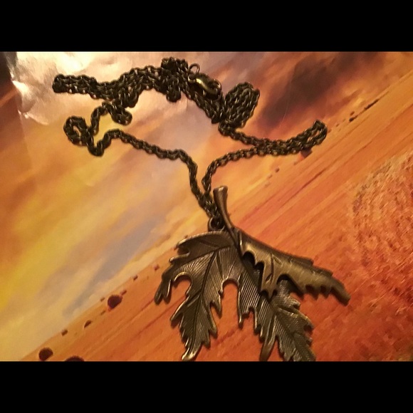 Bronze fall autumn leaf acorns necklace pendant handmade Thanksgiving - Picture 8 of 13